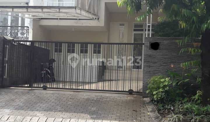Siap Huni Rumah Villa Valensia Pakuwon Indah
