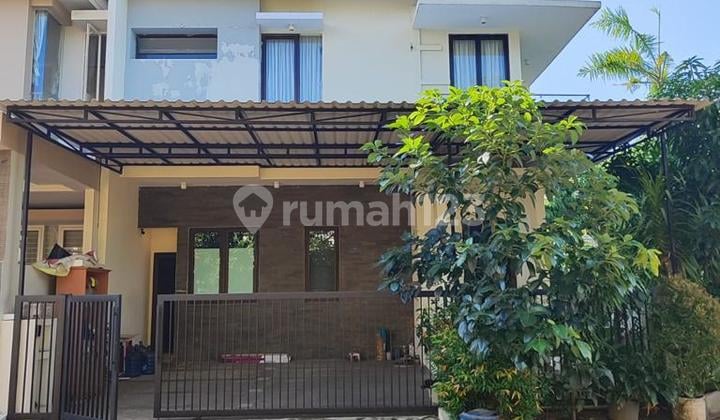 One Gate System Rumah Bagus Dan Terawat di Florence Pakuwon City