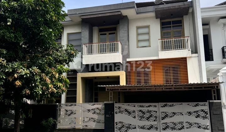 Strategis Rumah Villa Bukit Indah Dekat Graha Family Pakuwon Mall