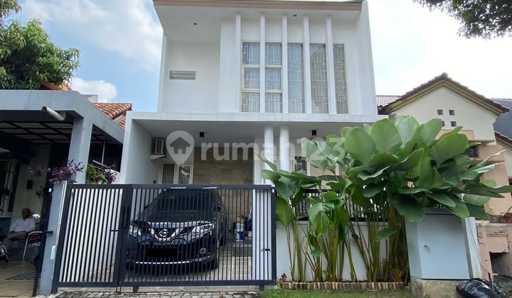 Minimalis 2 Lantai Rumah Citraland Taman Puspa Raya