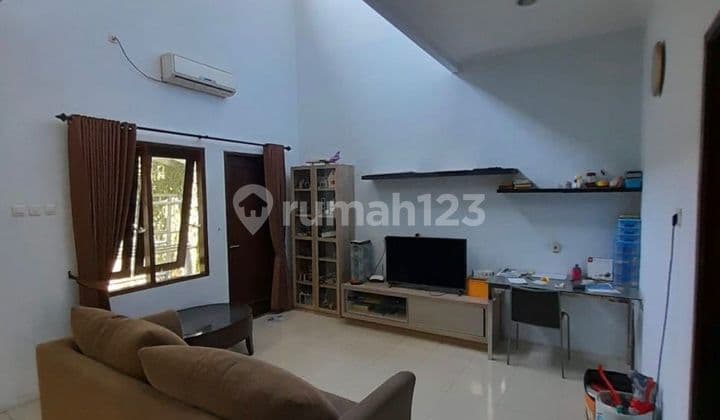 Murah Rumah Rayan Regency Wiyung Deket Dian Istana & Graha Famili