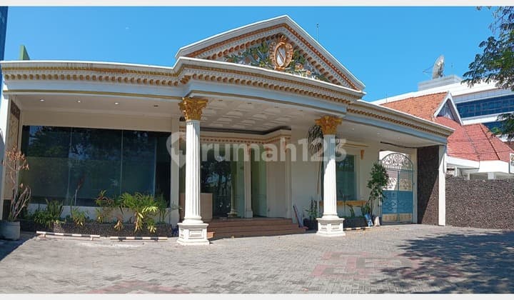 Commercial Area for Sale on Raya Darmo, Central Surabaya