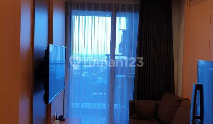 Under Market Apartemen Lariz Lantai Rendah View Pool 2Br