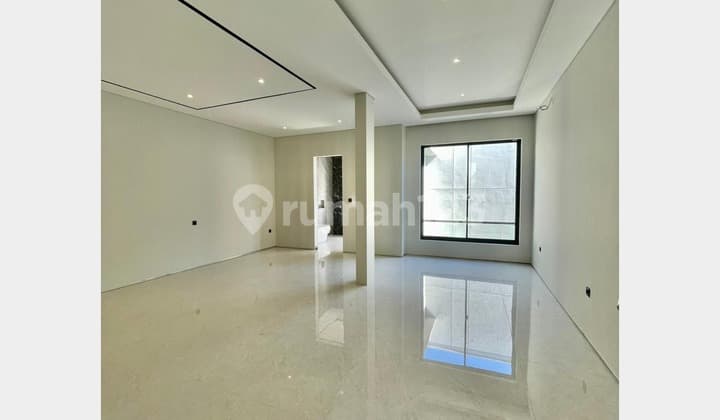 Citraland North Emerald Mansion Cluster Front Semi Furnished Condition