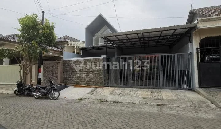 Baru Renovasi Rumah Puri Lidah Hadap Selatan Baru Renovasi Rumah Puri Lidah Hadap Selatan