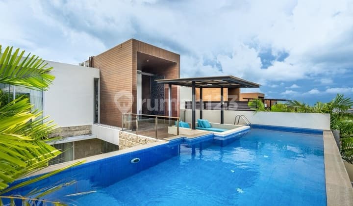Villa For Sale 3 Bedrooms In Nusa Dua, South Kuta Bali Yt-3945