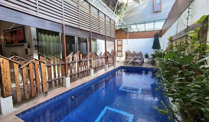 Dijual Villa 4 Bed Nusa Dua,kuta Selatan Bali Mp 2447