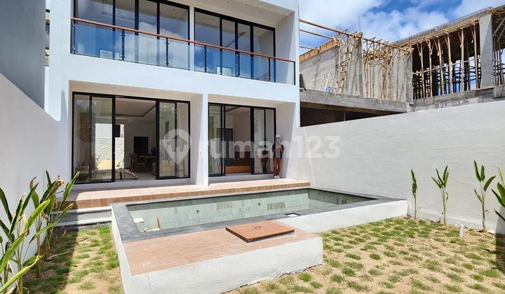 Dijual Villa Brand New 3 Bed Darmawangsa,nusa Dua Jl 2472