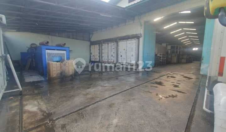 Dijual Gudang Siap Pakai Akses Kontener di Holis