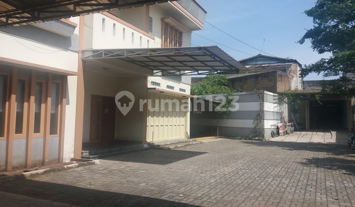 For Rent: Commercial Space suitable for Office, Near Kopo Toll.