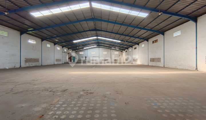 For Rent Clean Warehouse Wing Moh Toha