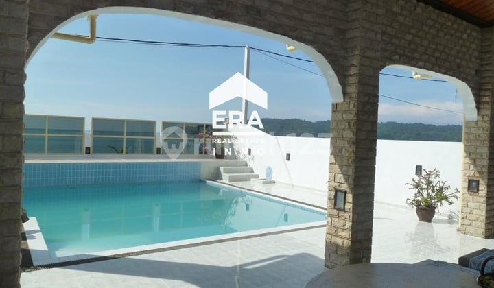 Well-Maintained 2-Story Villa House with Direct View of Pangandaran Beach