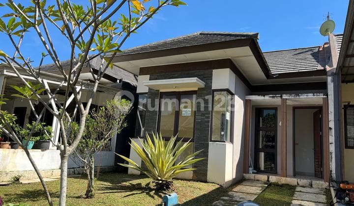 Rumah Murah Dekat Pusat Bisnis Lingkungan Asri Klaster The Breeze Sentul City Bogor