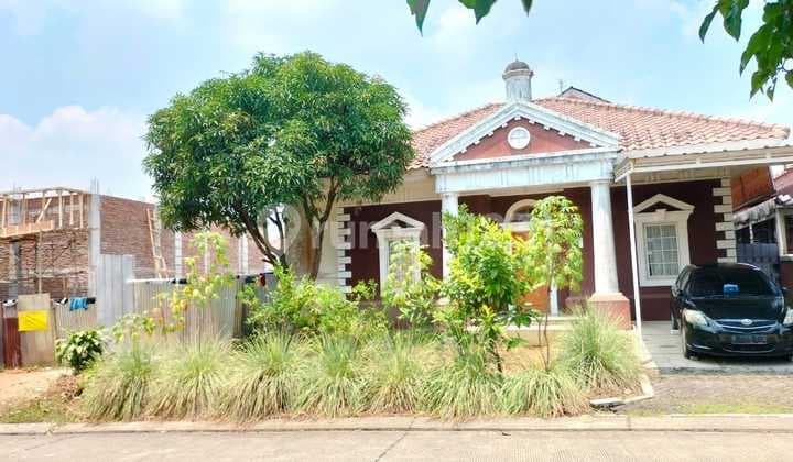 Rumah Depan Green Area SHM Taman Yunani Sentul City Bogor