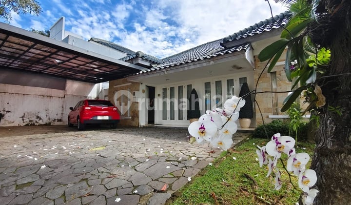 Rumah Siap Huni Halaman Luas View Bebas Klaster Bukit Golf Hijau Sentul City Bogor