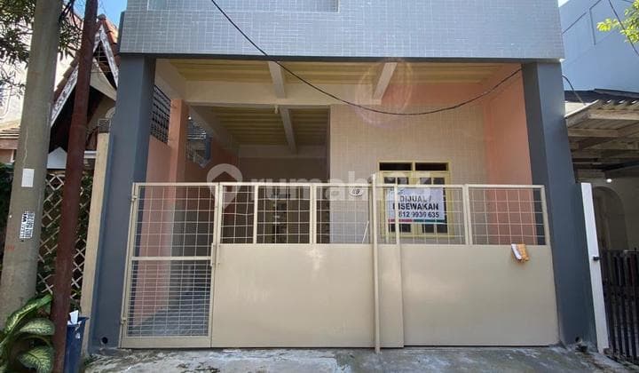 Rumah 2 Lantai Klaster Dekat Pintu Tol , Mall , Sekolah , Universitas Dll Di Klaster Taman Victoria Sentul City Bogor