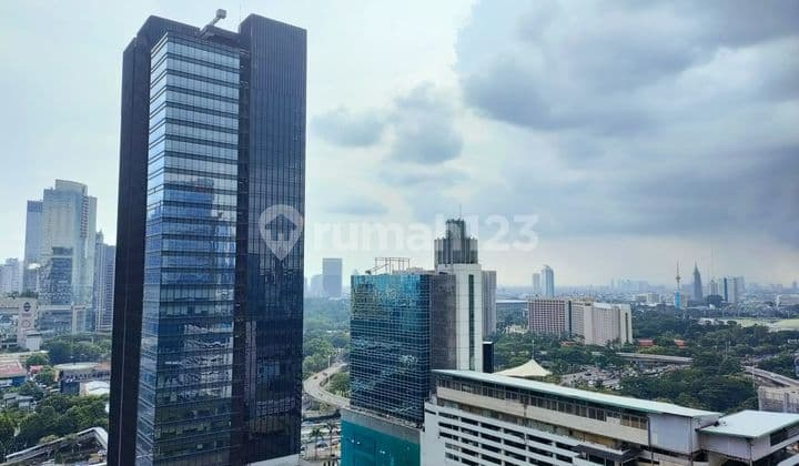Sewa bulanan Apartemen Sudirman Tower Condominium 3 Kamar Tidur