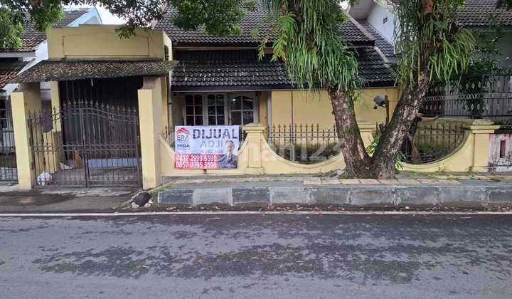 Rumah Bagus Unfurnished Area Jl. Mulungan Baru Sleman