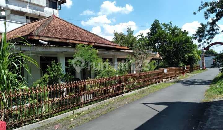 Rumah dan Toko Strategis Siap Huni Area Tengah Kota Klaten
