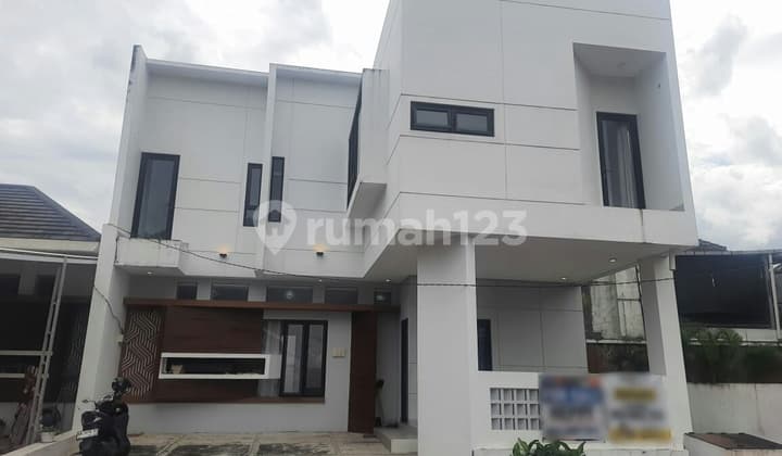 Rumah Minimalis Modern Unfurnished Komplek Perum Elit di Jl. Palagan Sleman