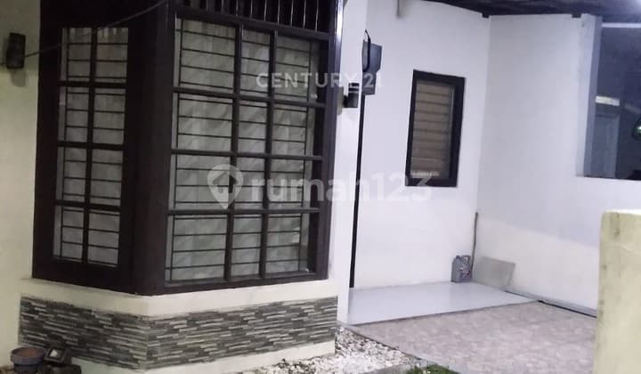 For Sale 2-Story House in Sektor 5 Bintaro Complex AF16165