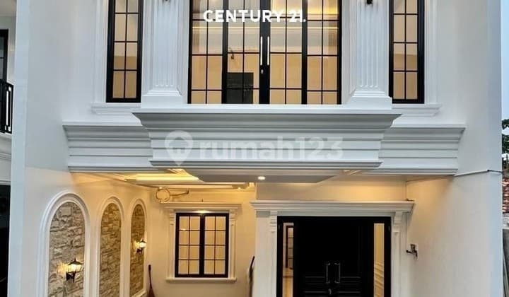 Brand New Classic Design House in a Cluster at Jagakarsa Js18002