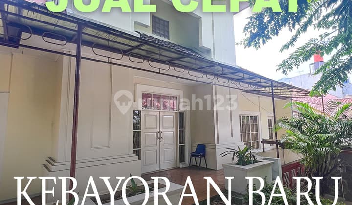 Rumah klasik area strategis di kebayoran baru