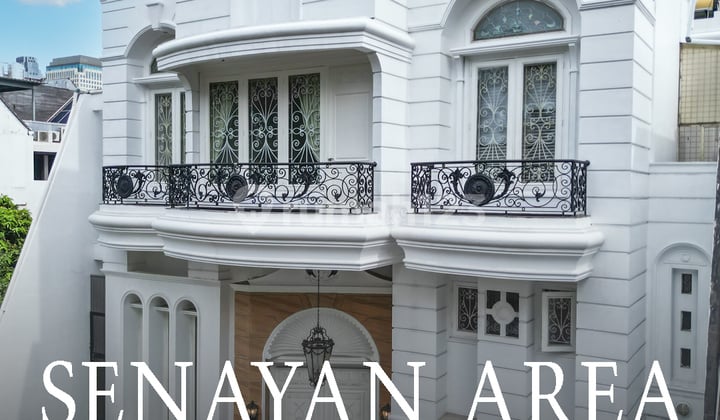 Rumah Eropa modern Davin style di Senayan