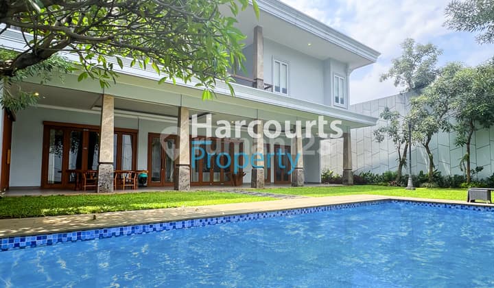 Luxury house in Kemang