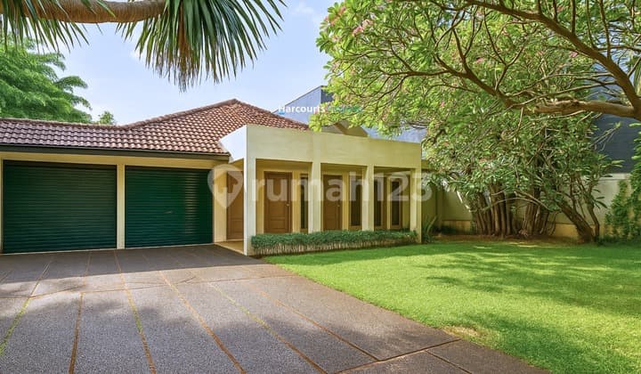 Rumah Klasik Idaman Expat di Kemang