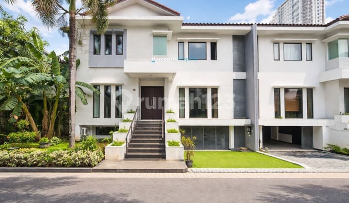 Rumah Modern Mewah di Cilandak