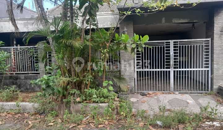 Rumah Dijalan Kembar Trosobo Utama Sidoarjo Rumah Butuh Minim Renovasi SHM di Perumahan Trosobo Utama, Jl. Raya, Sidodadi, Taman, Sidoarjo, Jawa Timur, Indonesia, 61257, Sidoarjo