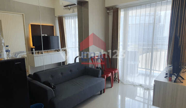 Tanglin Mansion Pakuwon Mall 2BR Full Furnish Pool View