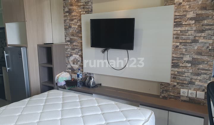 Orchard Mansion Pakuwon Mall Tinggal Bawa Koper Tipe Studio