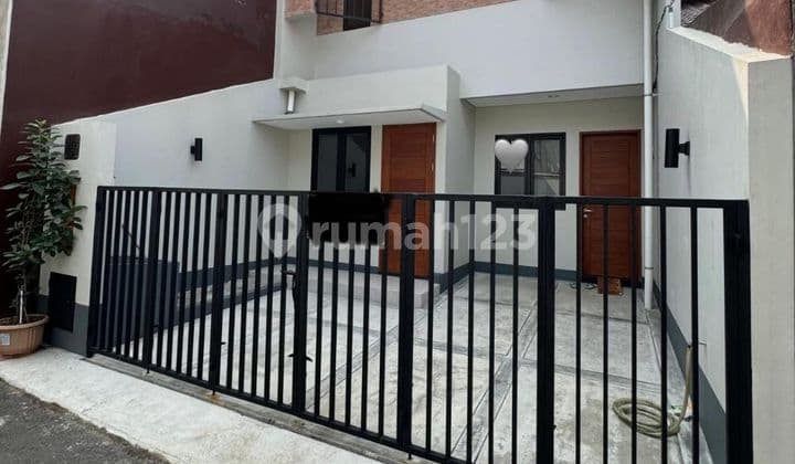 Jual Rumah 2 Lantai 6X15m2 Pondok Kelapa Jakata Timur