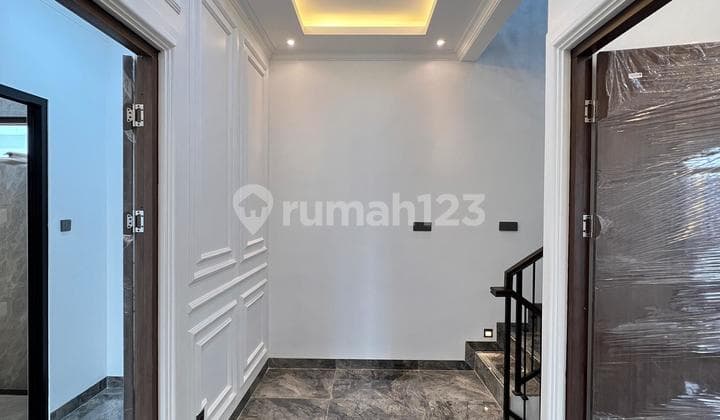 FOR SALE Brand New Modern Classic With Attic room Akses Strategis Dekat Ke Cilandak Dan Ragunan