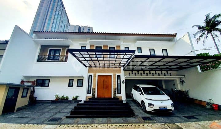 For sale new house in townhouse in Kemang Selatan, South Jakarta