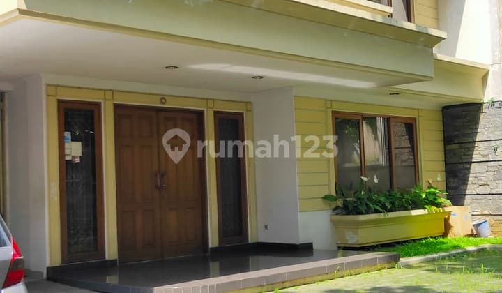 Rumah Mewah Pusat Kota Sukajadi Bandung Dekat Mall