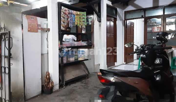 Rumah Butuh Renovasi Total Unfurnished SHM Sarijadi, Bandung