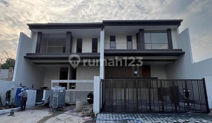Rumah Bagus Unfurnished HGB Pondok Hijau, Bandung