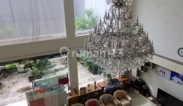 Rumah Bagus Semi Furnished SHM Kopo, Bandung