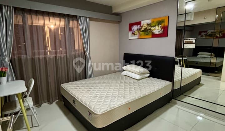 1 BR Nice Furnished Apartment in South Jakarta