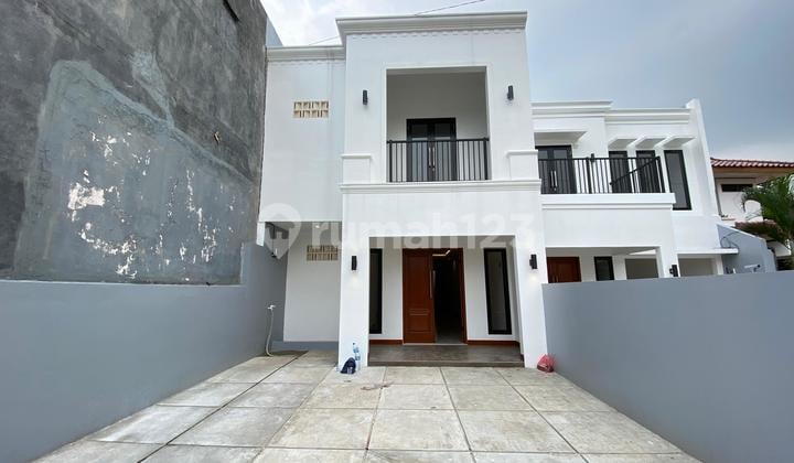 Brand New Fasad Rumah Modern Siap Huni di Cinere