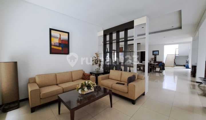 Rumah Cantik 1 Lantai di Komplek Cinere Luas 375m2
