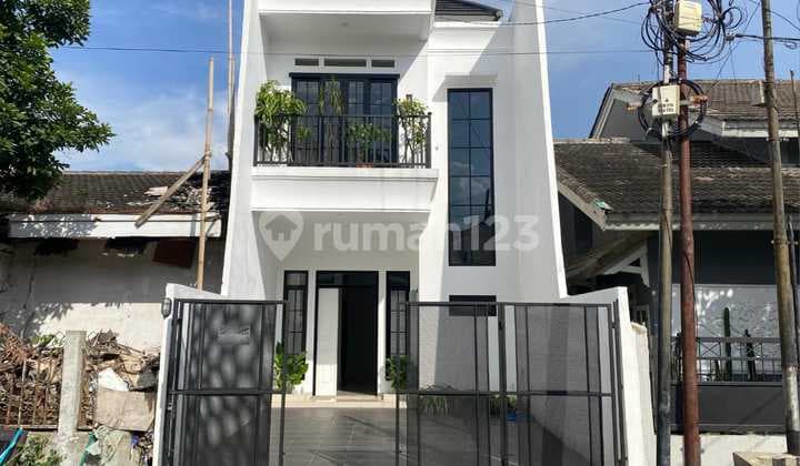 Brand New Beautiful Minimalist Modern House Near Desari Toll Road