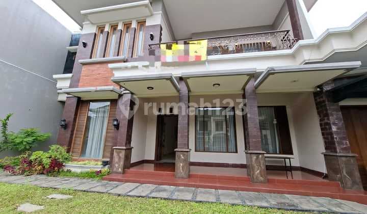 Rumah Mewah dan Megah Dekat Kampus Ugm di Monjali