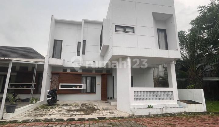 Rumah Dekat Kampus Ugm di Jalan Palagan