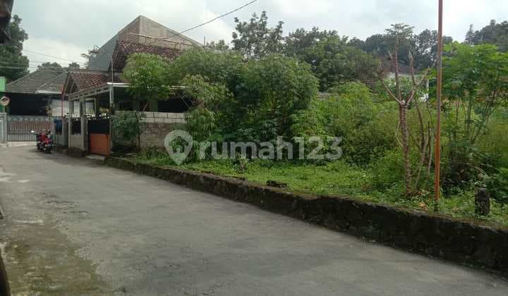 Tanah Dekat Kampus Uii Di Jalan Kaliurang Km 13