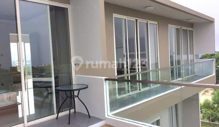 Rumah Minimalis 2 Lantai SHM di Dago, Bandung