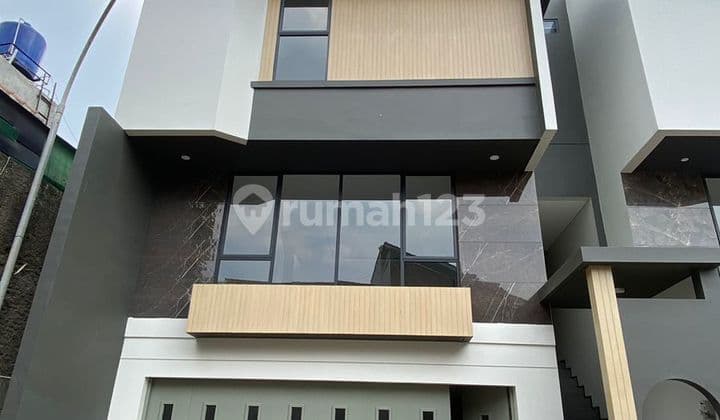 Rumah Setra Duta Cluster D Grande Corner, Bandung